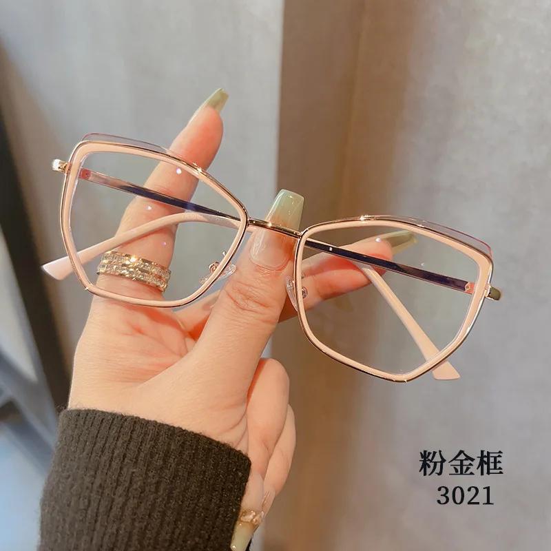 Anti-Blue Light Women Cat Eye Eyewear Luxury Metal Frame Oversized Optical Spectacle Eyeglasses Female Vintage Glasses