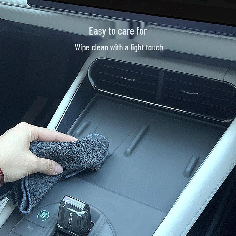 Силиконовая противоскользящая подставка с беспроводной зарядкой для BYD Seal 06 GT