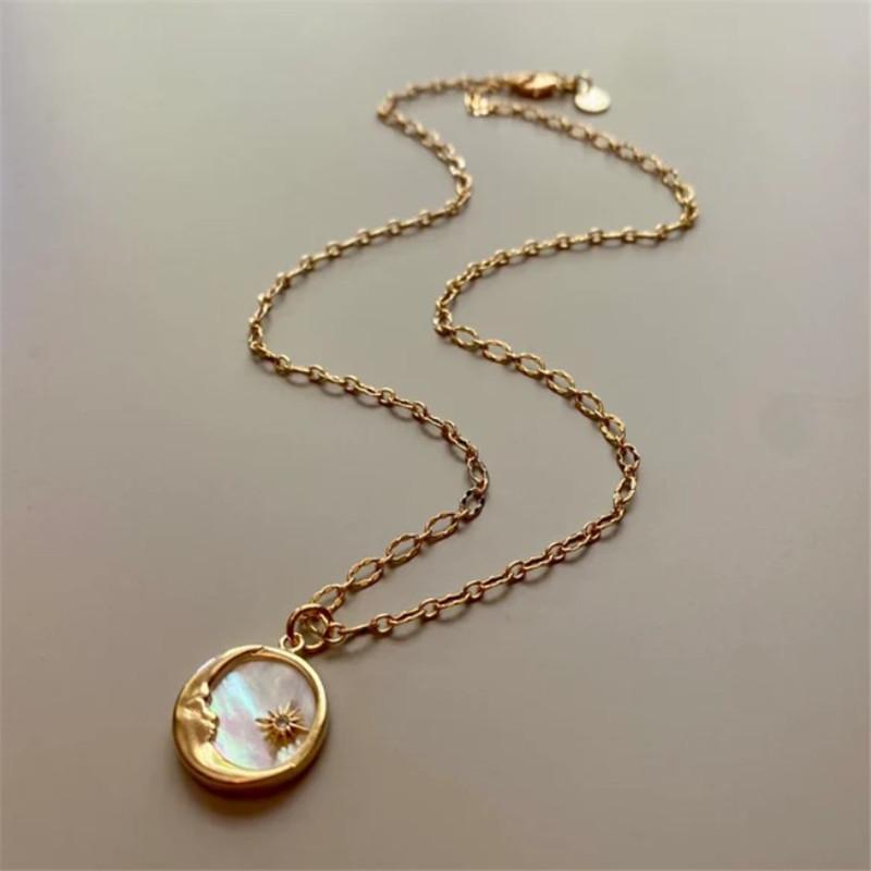 Pendants Vintage Moon Sun And Necklace White Shell Round Coin Stainless Steel Chain Necklaces Femme Jewelry Bijoux Gift