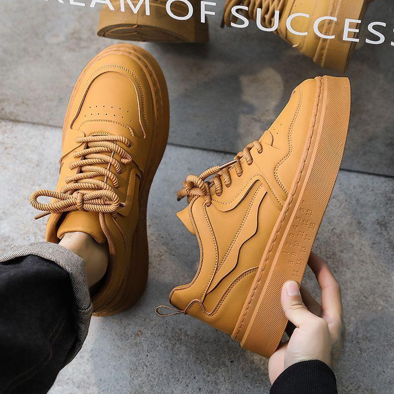 Мужская обувь осень 2025 новая мужская универсальная спортивная и повседневная платформа нескользящие кеды для работы дышащие модные туфли