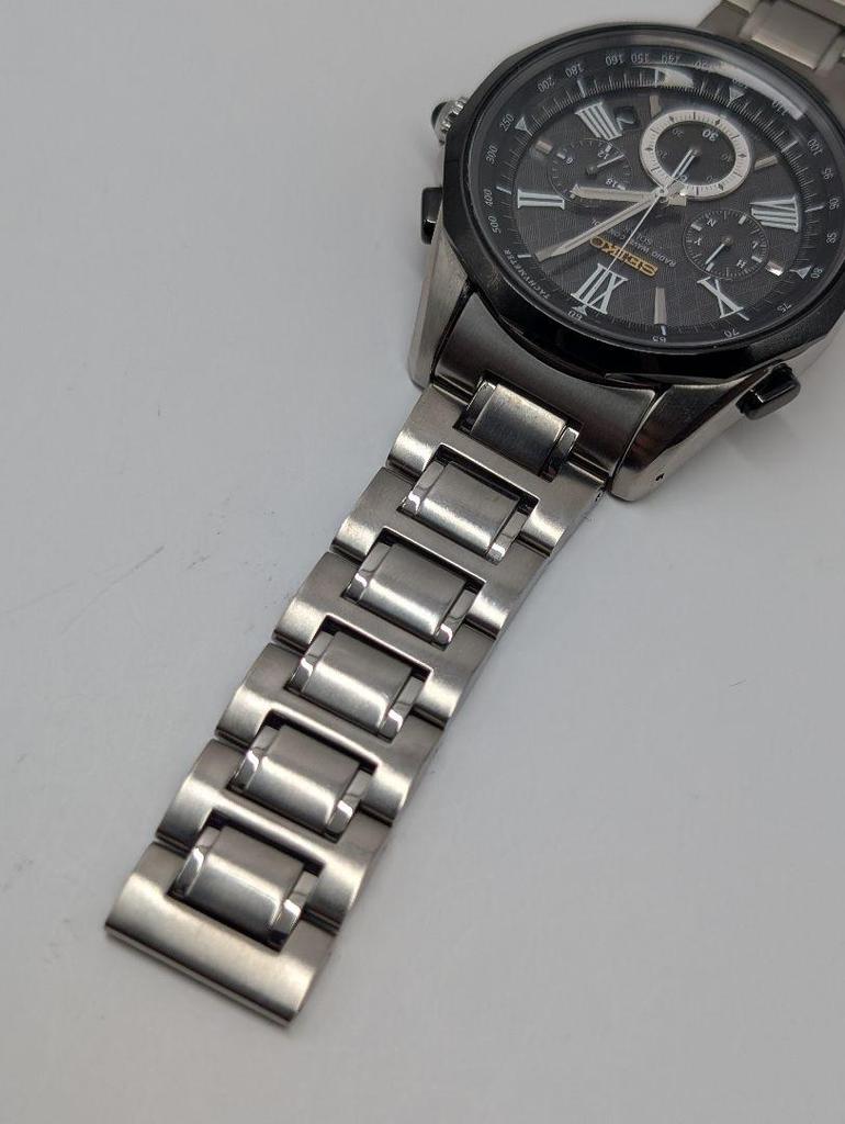 [USED] SEIKO Brightz Radio-Controlled Solar Chronograph Watch 8B82