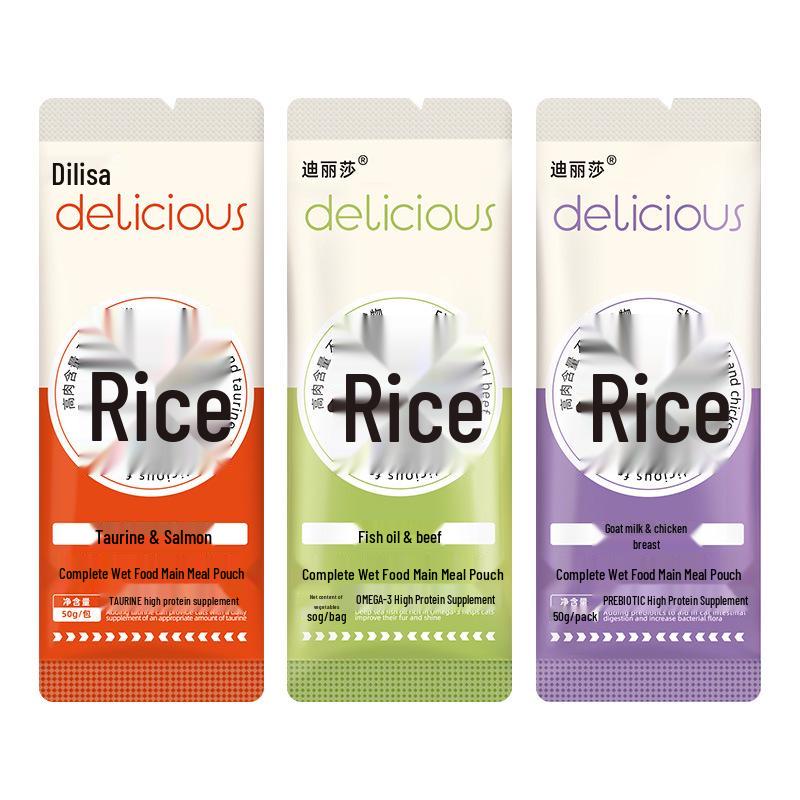 Питательный корм для домашних животных: Полнорационные влажные корма в паучах и питательные батончики для кошек и щенков