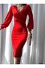 Женское двубортное облегающее вечернее платье средней длины с разрезом и рукавами-воздушными шарами