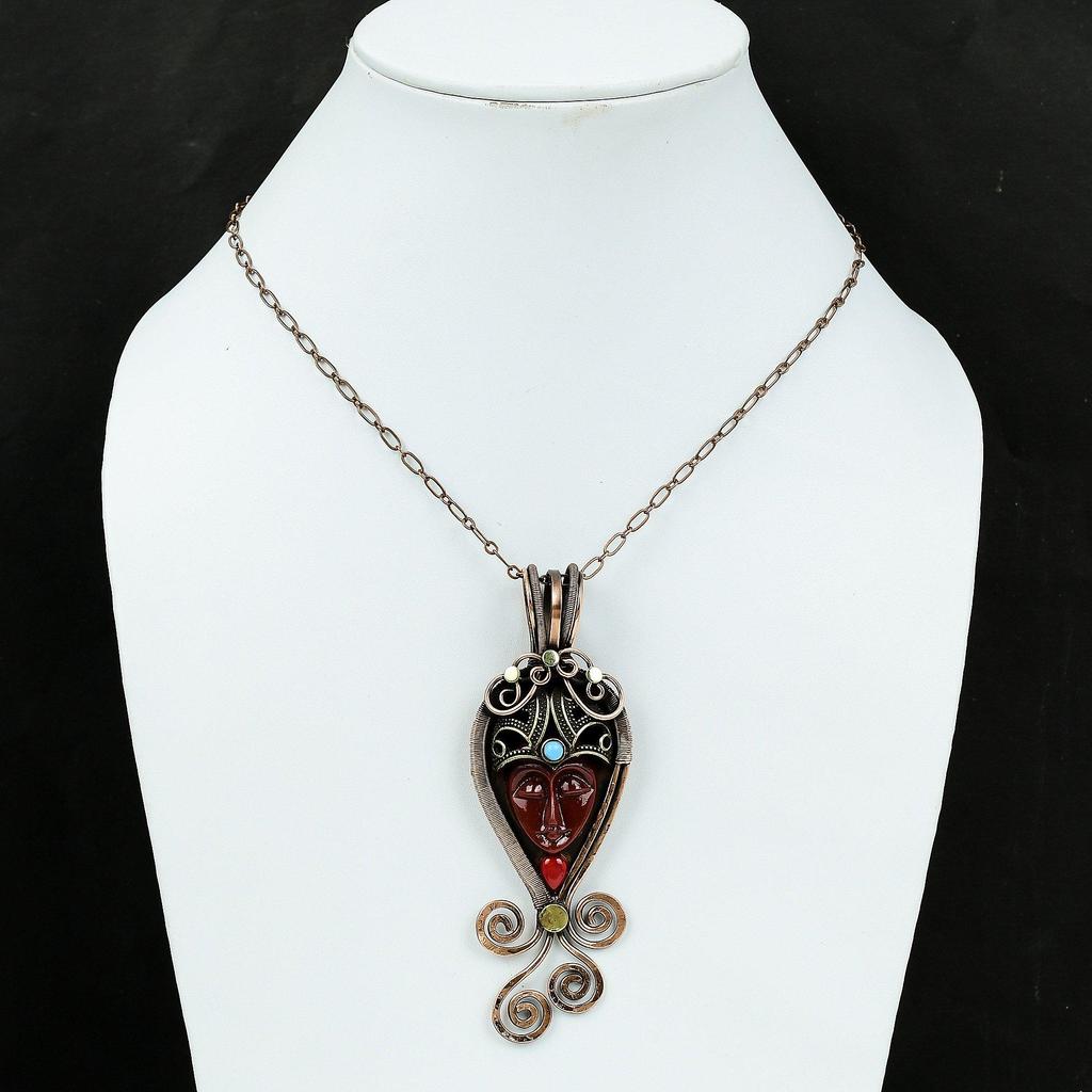 Красный резной костяной кулон для лица, медный кулон, обернутый проволокой, кулон с драгоценным камнем, итальянский коралл и аризонский бирюзовый кулон, кулон ручной работы, медные украшения