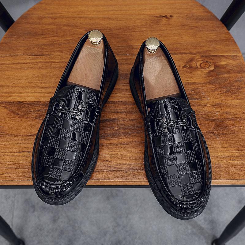 Мужская обувь 2025 года, новый весенний тренд, однопедальная ленивая британская обувь для повседневной носки из кожи, нескользящая мужская обувь