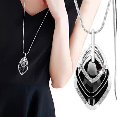 Заявление Black Crystsl Длинные ожерелья Подвески для женщин Collier Femme Круглый свитер Choker Neck Neck Colar Maxi Модные украшения