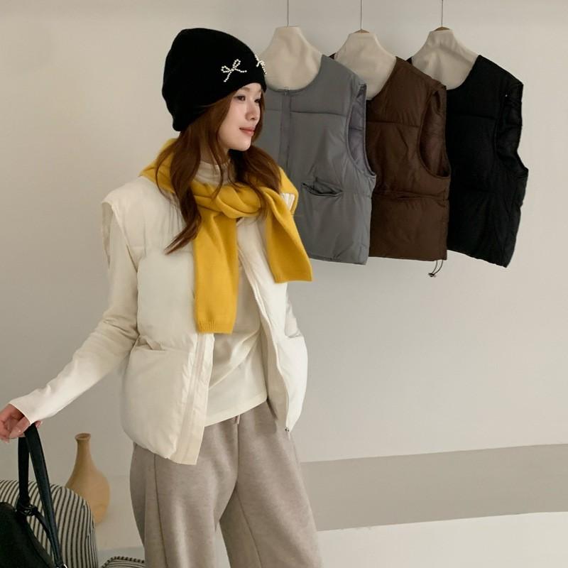 Womens Oversized Puffer Vest Winter Cotton-Blend Sleeveless Jacket Casual Loose Fit Short Coat