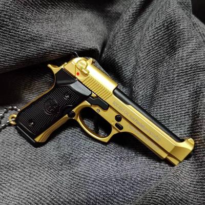 Сплав 1:Брелок в виде пистолета 92F, 3 масштаба, мини-игрушечный пистолет M9a3, модель оружия, металлический брелок для взрослых и детей, рождественский подарок