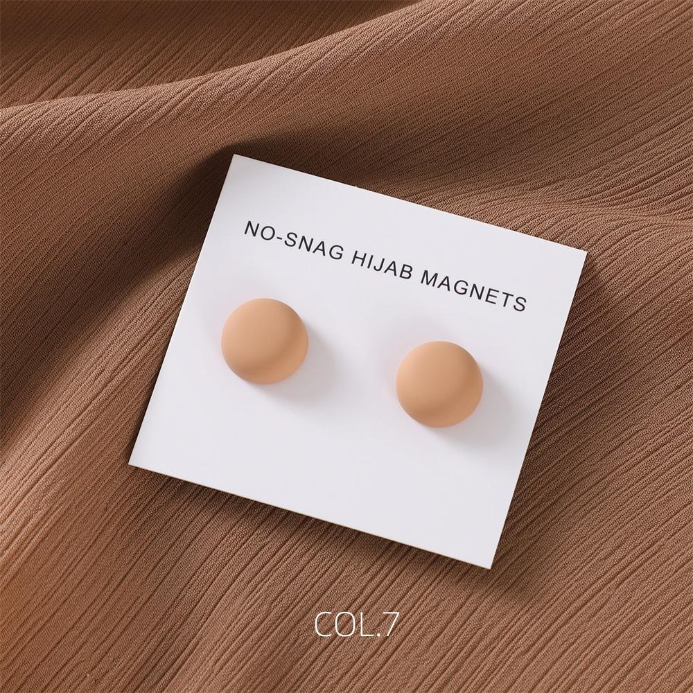 Safe Macaron Color Hijab Brooch Strong Metal Plating Magnetic Hijab Clip Luxury No Hole Pins Brooches Magnet For Muslim