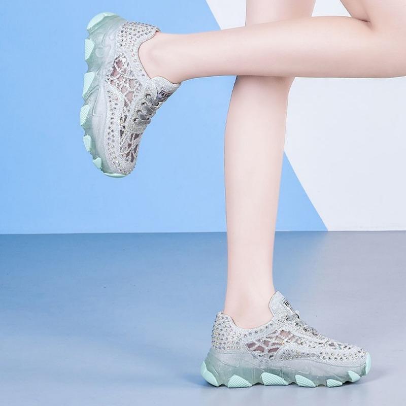 New Summer Lace Cool Women Casual Shoes 2025 Sheer Sheer Embroidery Mesh Breathable Sneakers Outdoor Lightweight Vulcanize Shoes