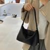 Простая портативная маленькая квадратная женская сумка черного цвета Advanced Sense Commuter Tote Bag Crossbody Bag