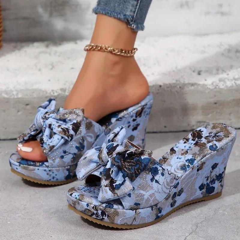 Женские тапочки на танкетке 2024 Летняя женская обувь Шелковая нить Бабочка Роса Носок Высокий каблук Модная женская обувь Slip On