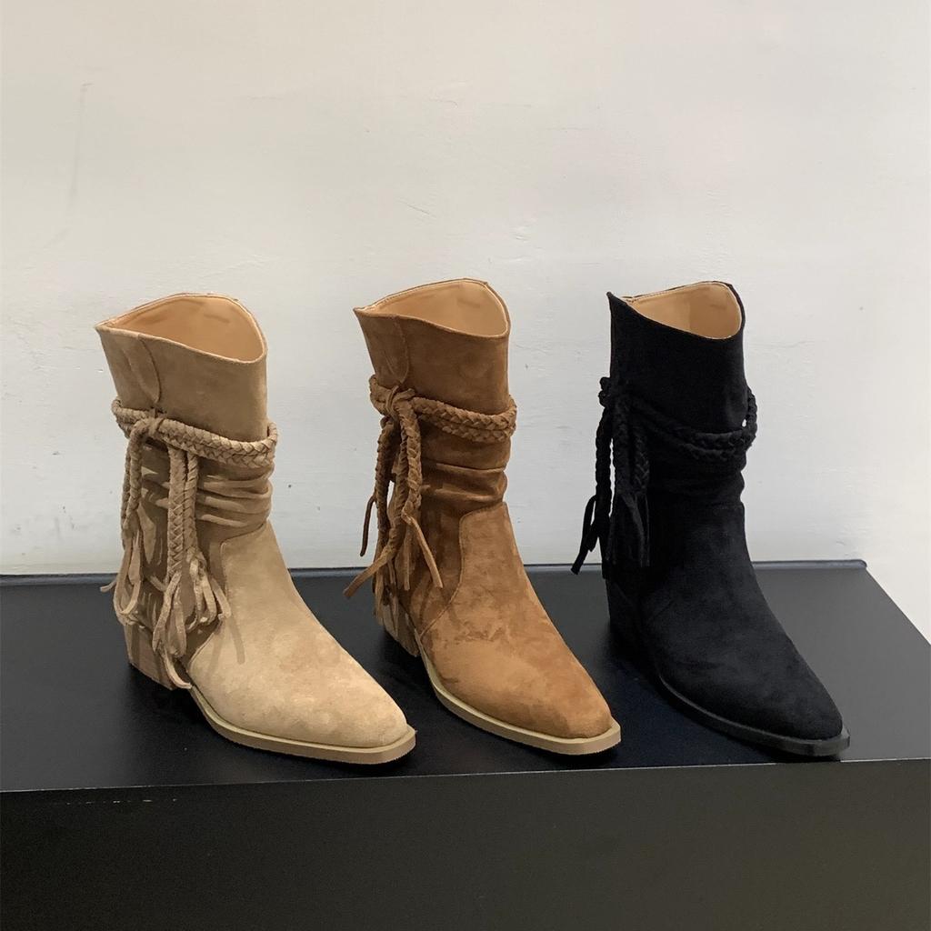 Винтажные замшевые коричневые короткие ботинки с V-образным вырезом, облегающие ботинки, женские ботинки 2025 весна-осень, высокий каблук, острый носок, средняя высота голенища, ботинки Мартин