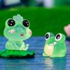 6Pcs Mini Frog Garden Decor Luminous Frog Figurines Miniature Home Decor Tiny Resin Frogs Fairy Garden Decor