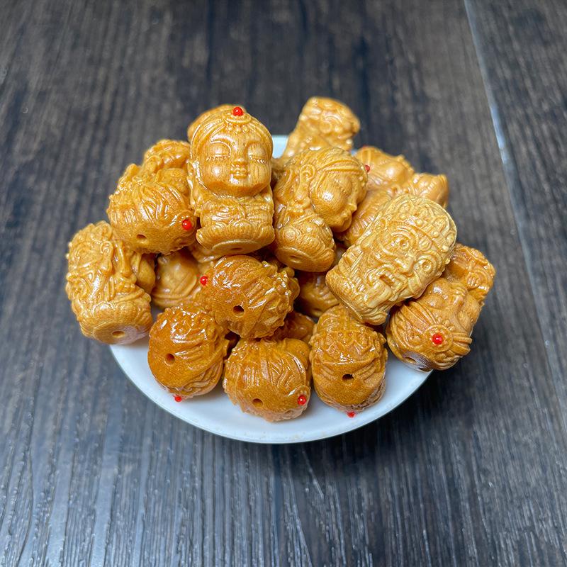Xinshan Carved Sandalwood Beads and Phone Pendant Accessories
