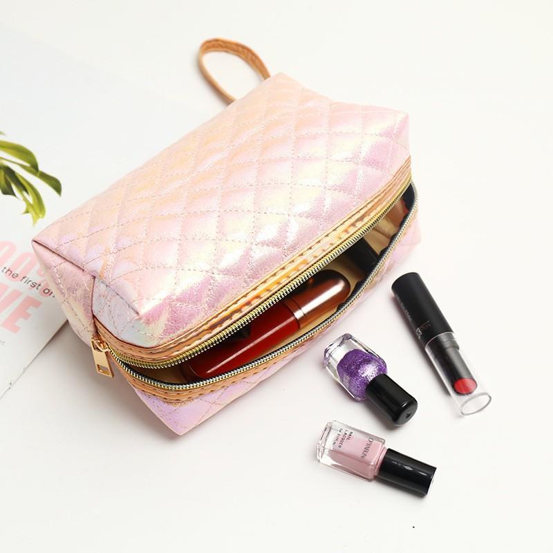 Iridescent Quilted Fashion Makeup Bag Embroidered Soft Portable Toiletry Storage Pouch for Women Gift Giving Choice