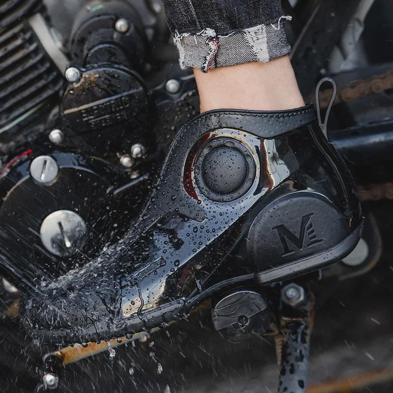 Men's Waterproof Non-Slip Fishing Boots - Durable, Thick-Soled, Warm Rain Footwear.