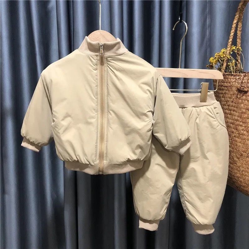 Осенне-зимний костюм для мальчиков, новинка 2022 года, детский плюшевый утолщенный теплый костюм из двух предметов в западном стиле