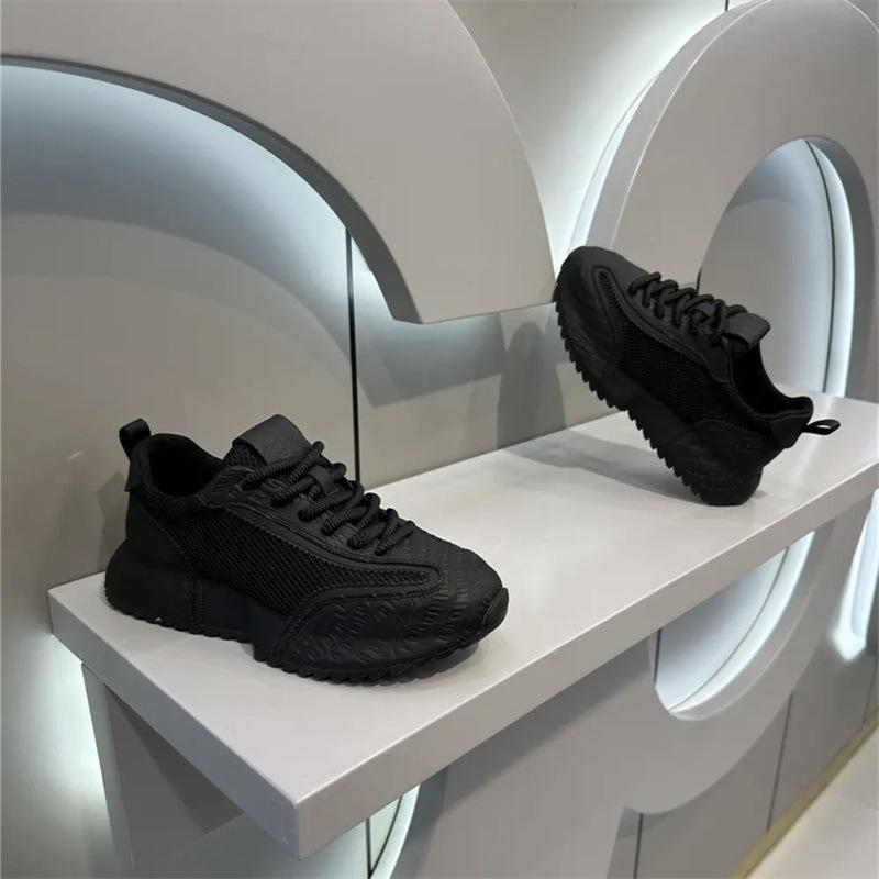 Fashion Solid Color Anti Slip Fashionable Breathable Increased Comfort Casual Shoes Popular New Running and Sports Shoes for Teenagers