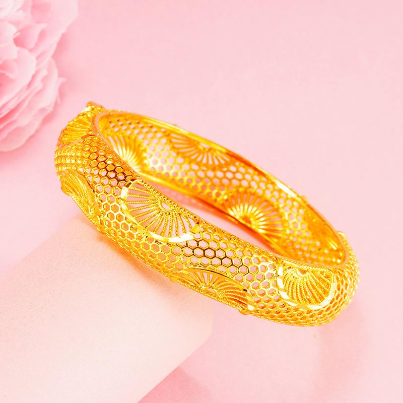 New Style Hollow Buckle Women's Retro Jewelry Bracelet Elegant, Simple, Light Luxury, High-end