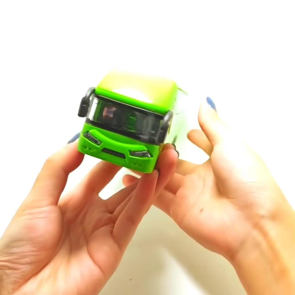 Alloy Huili Big Bus Can Be Opened With Sound And Light Luxury Tour Bus Model 1:50 Children's Toy Car New