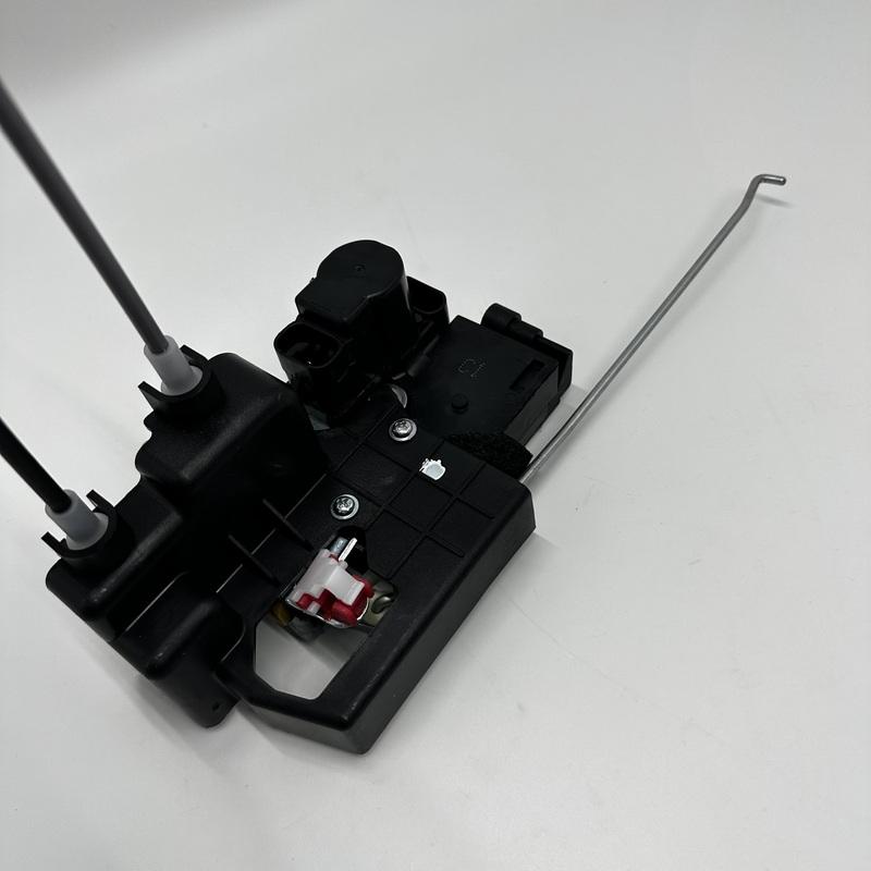 New Front Door Lock Latch Actuator 7121034021,7122034001 For Ssangyong Korando C New Actyon OEM Parts