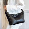 Ретро модная сумка-тоут на двойном плече женская 2025 новая корейская версия трендовая универсальная большая вместимость сумка через плечо сумка для通勤 для женщин