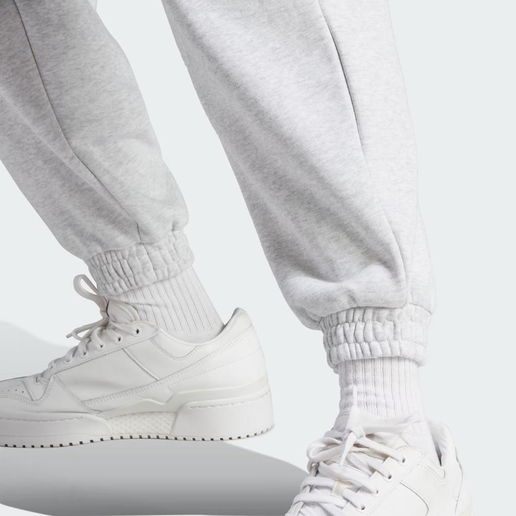 adidas Оригинальный логотип Свободный крой Трикотажные джоггеры с манжетами Женские Светло-серый II5600