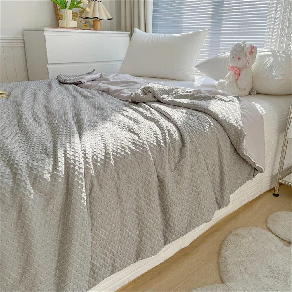 Summer Cotton Quilts Thin Air-conditioning Bedroom Decor Blankets For Bed Soft Breathable Office Nap Blanket Quilted Bed Covers