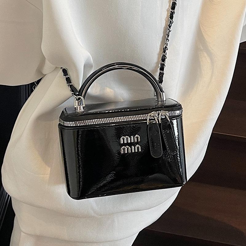 Популярная в этом году корейская темпераментная нишевая простая портативная сумка-коробка, высококачественная текстура, зарубежный стиль, сумка-мессенджер на цепочке для женщин