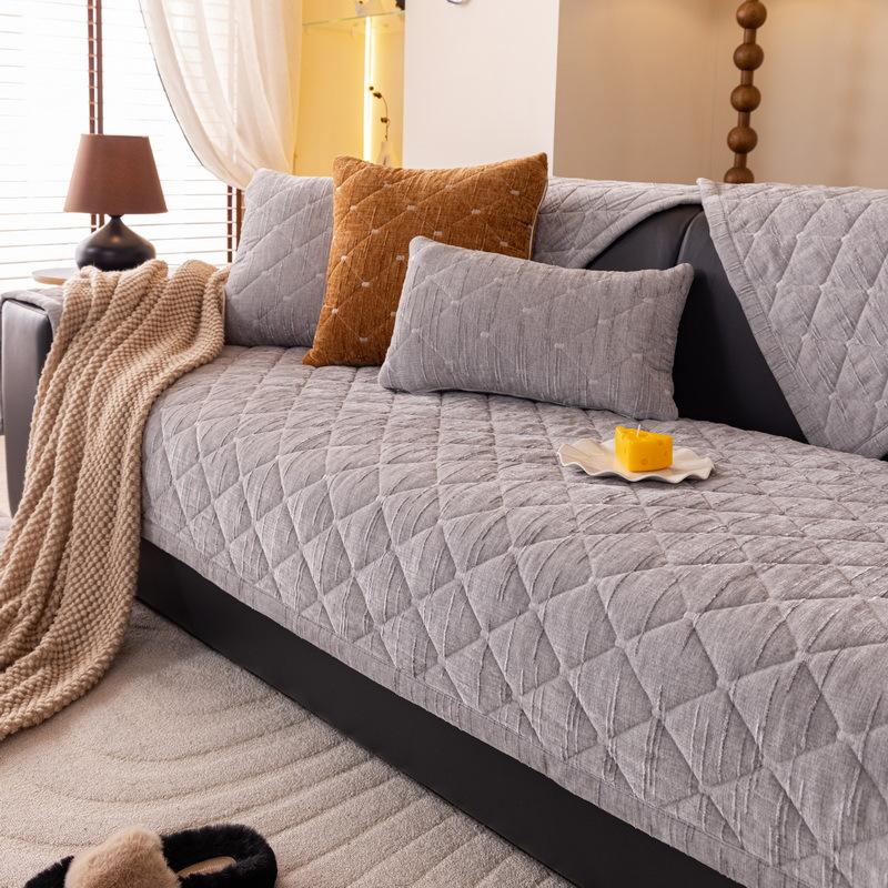 Velvet Sofa Cover Universal Plaid Plush Non-Slip Thickened Living Room Sofa Cover Warm Flannel Sofa Cushion Armrest Back Towel
