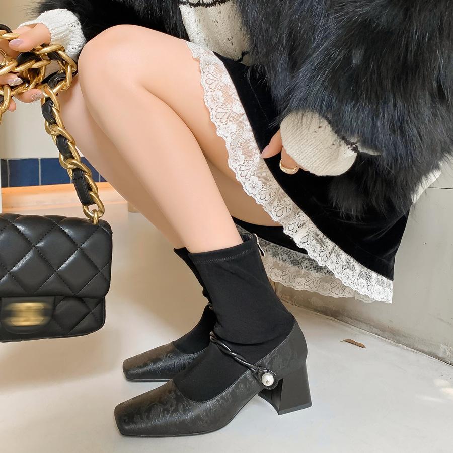 Новый национальный стиль нишевый дизайн чувство сращивания ретро модные ботинки 2024 новый универсальный ремонт толстый каблук эластичные ботинки