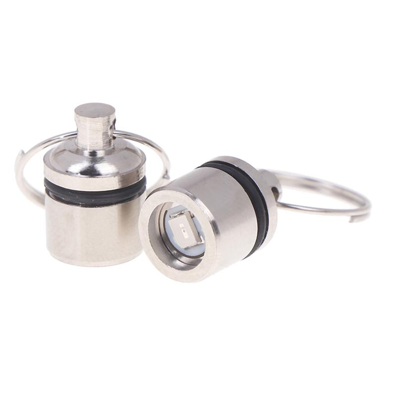 2Pcs Mini Led Light Key Chain Luminated Keyring Pendant Colorful Mini Electronic Light Keyring Flashlight Lamp Keychain