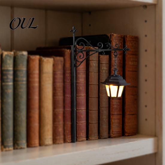 Dark Academic Room Decor Ghost Bookshelf Light, Decorative Retro Lantern for Library Decor, Warm LED Glow Night Light Reading Lamp Book Lovers, Gothic