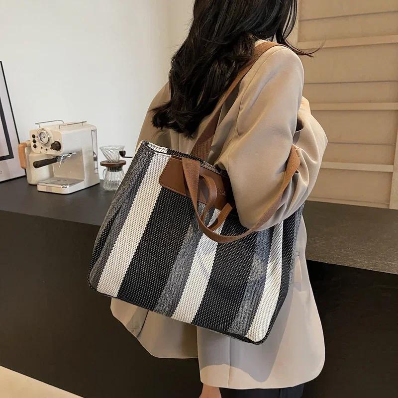 High Capacity Striped Canvas Sweet Bags for Women Standard Fashion Color Collision Commute Bag New Versatile Shoulder Bags