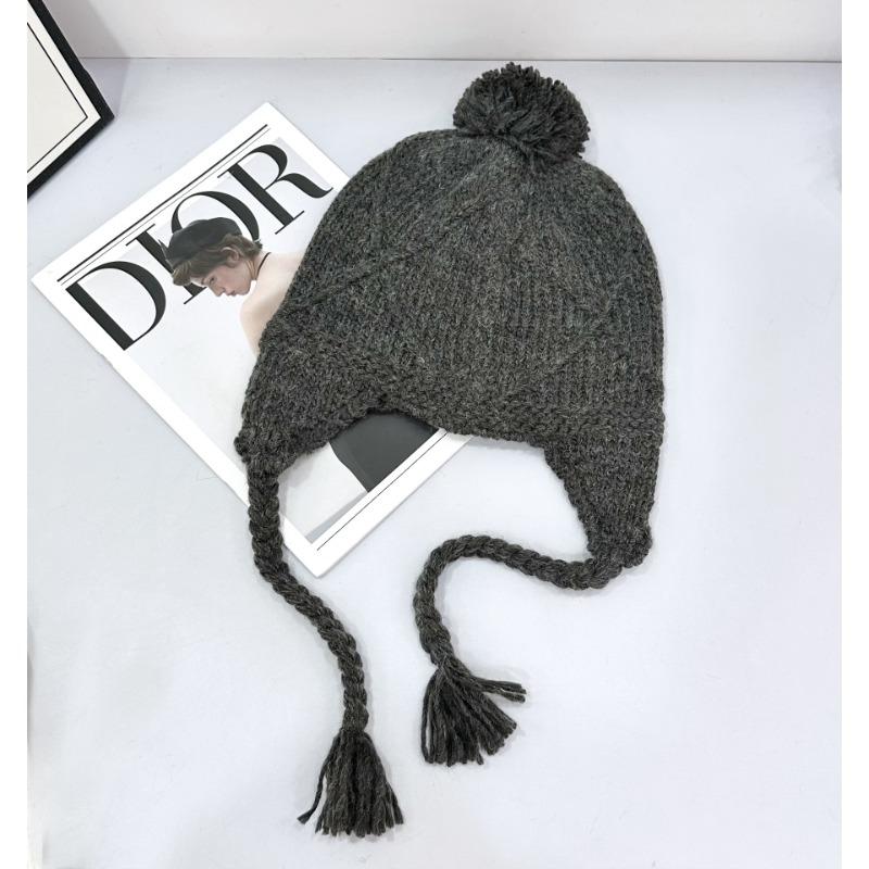 25 Early Autumn New Warm Knitted Hat Cute Hairball Ear Protection Bag Head Hat Wool Hat Autumn and Winter