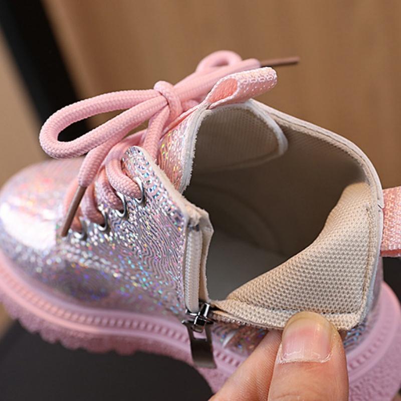 Популярные осенние яркие кожаные модные ботинки в западном стиле для маленьких девочек, универсальные короткие сапоги с низкой трубкой