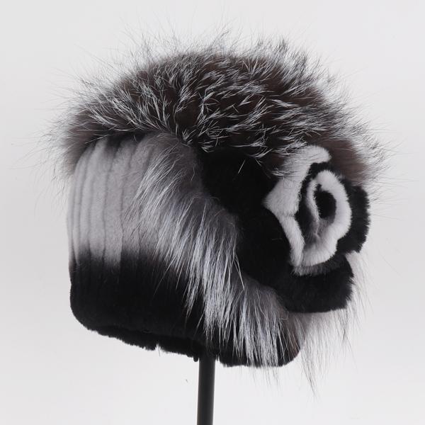 Luxury Warm Real Fox Fur Bomber Hat Female Winter Hand Knitted Real Rex Rabbit Fur Hats Women Outdoor Rex Rabbit Fur Flower Cap
