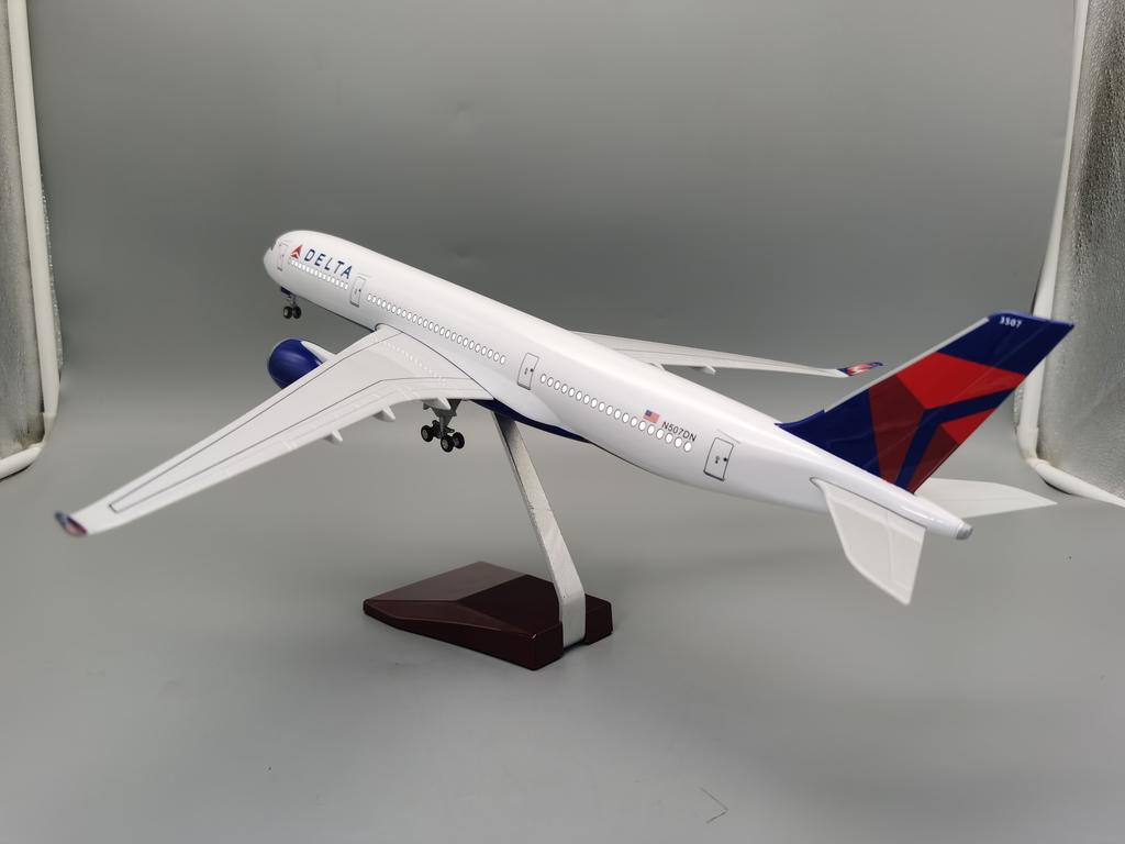 Модель самолета A350 Delta Airline Масштаб 1/142 47 см Самолет с колесным шасси Миниатюрный самолет для коллекционирования Сувенирные подарки
