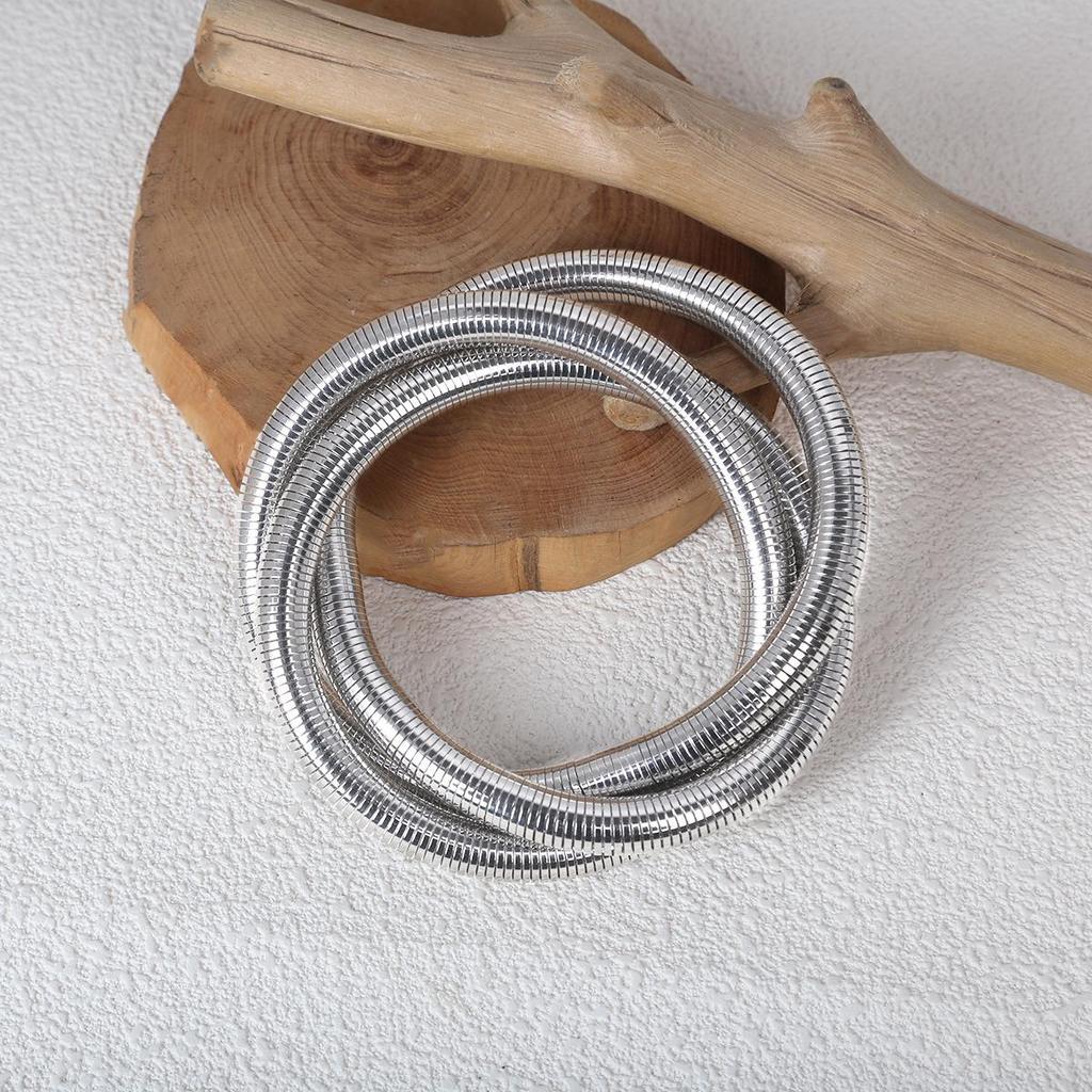 Vintage-Inspired Multi-Layer Elastic Bracelet with Unique Design for Women