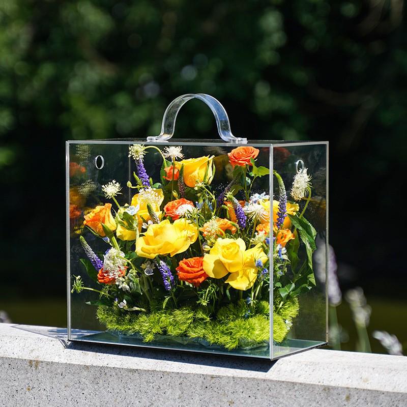 Custom Portable Transparent Acrylic Flower Gift Box