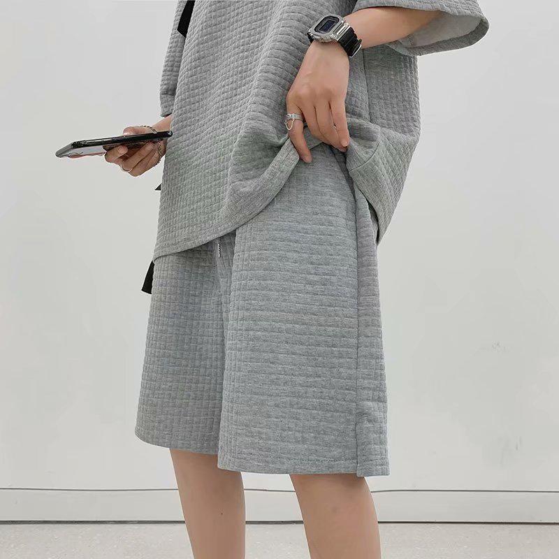 Мужской модный спортивный костюм из вафельной ткани с футболкой с короткими рукавами на лето