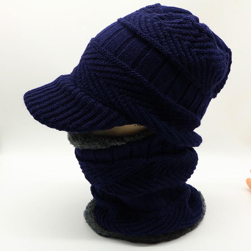 Мужская зимняя вязаная шапка с бархатной подкладкой и защитой ушей