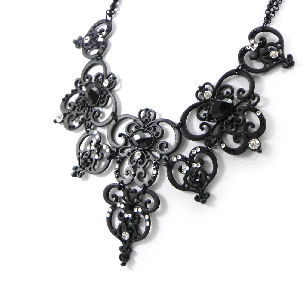 NOA [I2239] — Черное дизайнерское колье «Сисси»