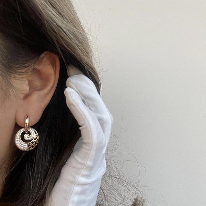 Серьги в стиле ретро из розового золота с французскими фактурными бриллиантами в европейском и американском стиле, новые женские персонализированные и модные серьги