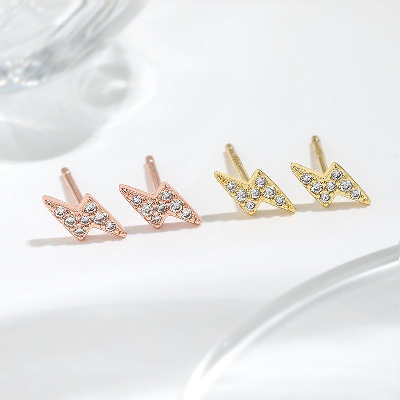 Антиаллергенные мини-серьги Маленькие минималистичные серьги-гвоздики с молниями из циркония в стиле хип-хоп