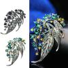 Fashion Crystal Swan Brooch, Feminine Temperament, Versatile Animal Chest Flower Brooch Accessory