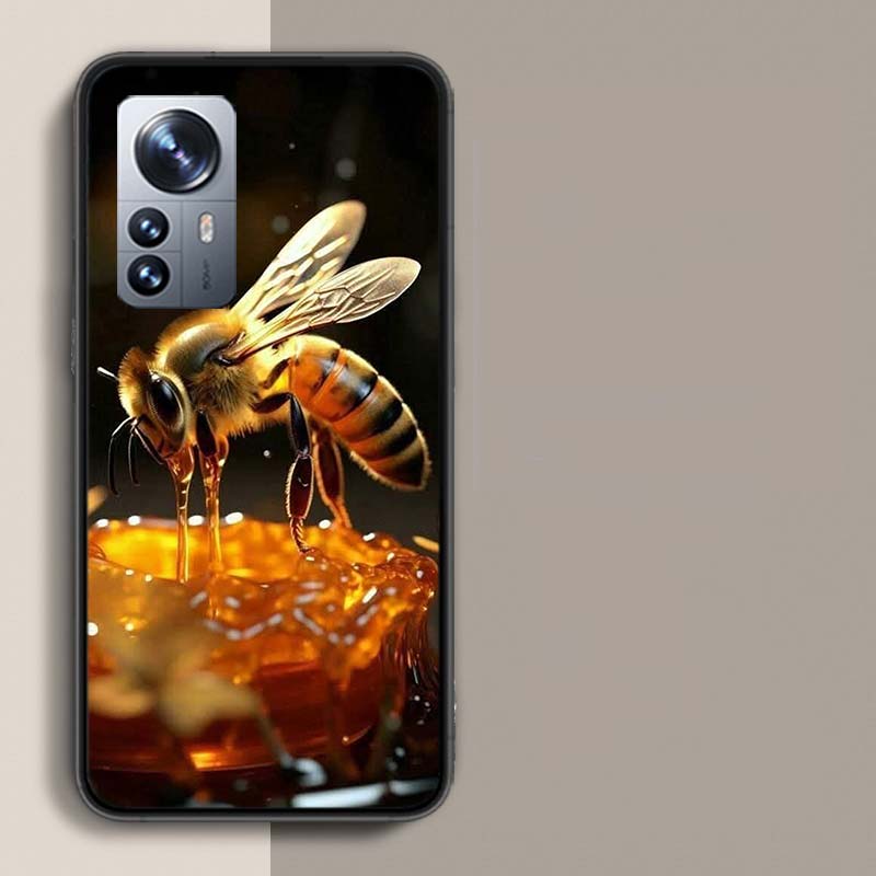 Bees and Honey in the Honeycomb Phone Case For Redmi Note 13 Pro Plus 14 Pro+ 12S 12 11S 11T 11E 11 10S 10 9S 9 Xiaomi Capa TPU