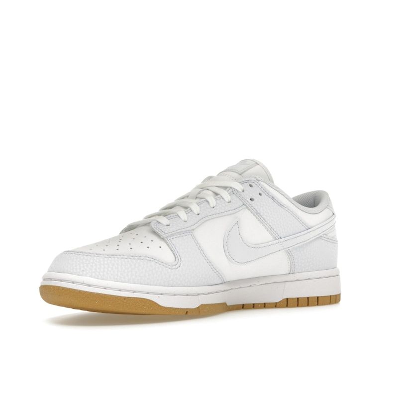 Nike Кроссовки женские Dunk Low Next Nature Football Grey Gum White Gum-Light-Brown FN6345-100