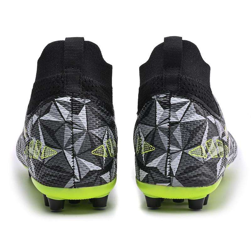 New Fashion Football Shoes Youth Training Sneakers Outdoor Sport Shoes